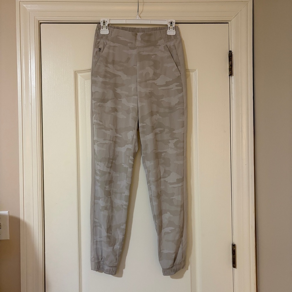 Athleta Camouflage Jogger Pants